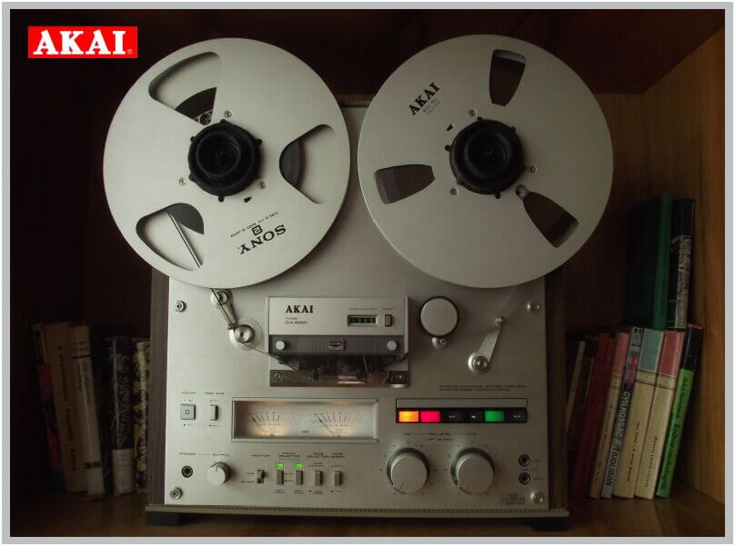 Uher 8000 Reel To Reel #50 4inch Tapes Included.