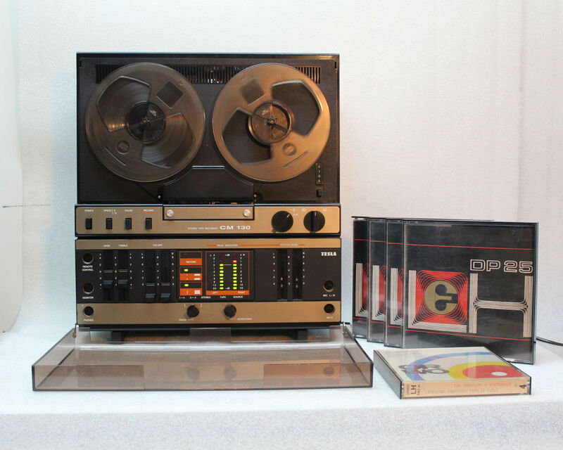 Tesla B115 Mid to late 70's Reel to Reel tape recorder